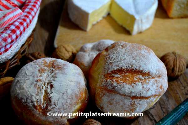 Boule de pain complet en cocotte / Petit Bec Gourmand