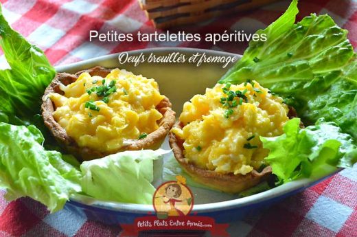 Petites tartelettes apéritives aux oeufs brouillés et fromage
