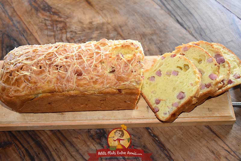 Recette Cake au jambon, emmental et moutarde